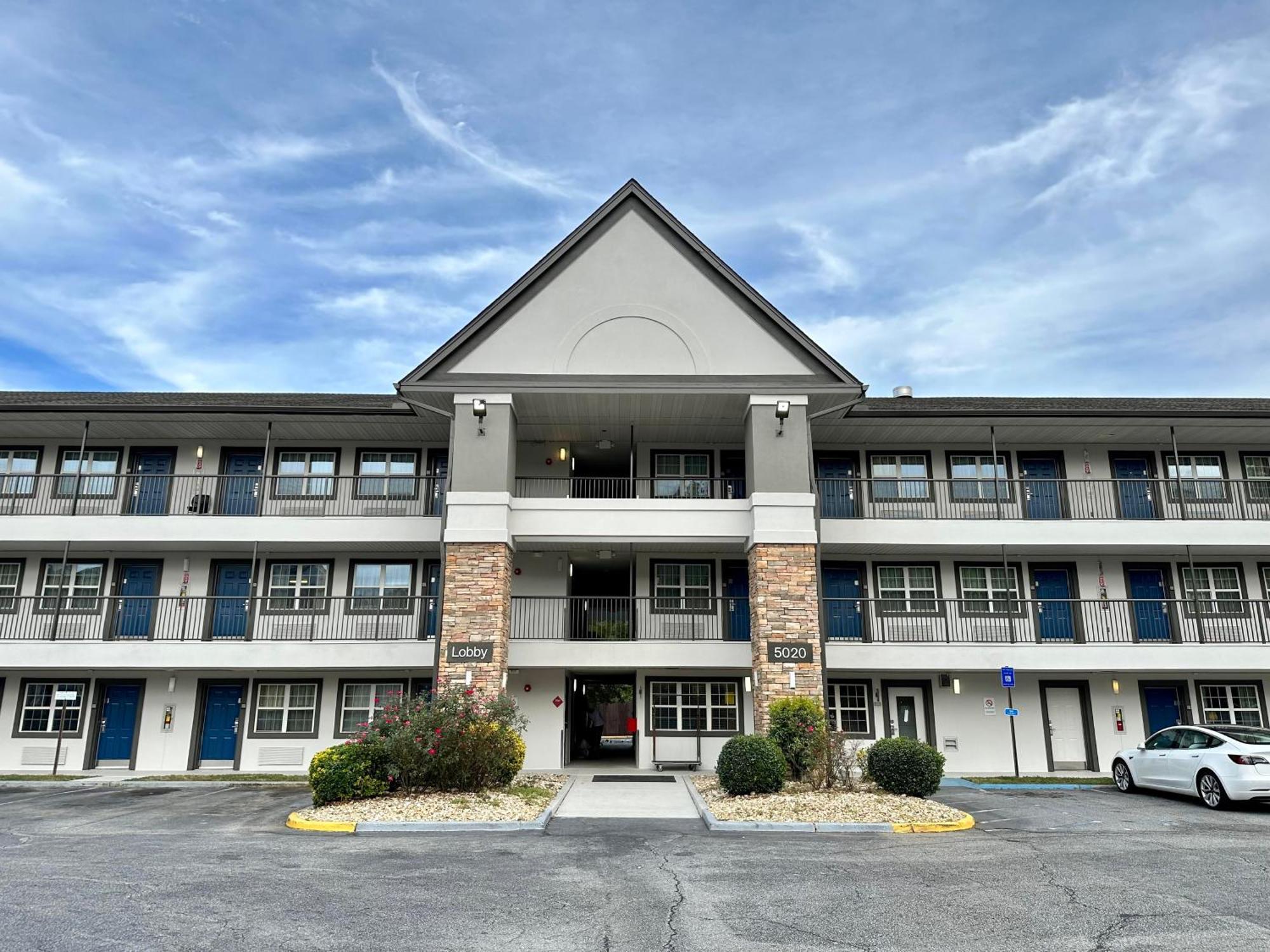 Motel 6 Columbus, Ga Columbus Airport Экстерьер фото